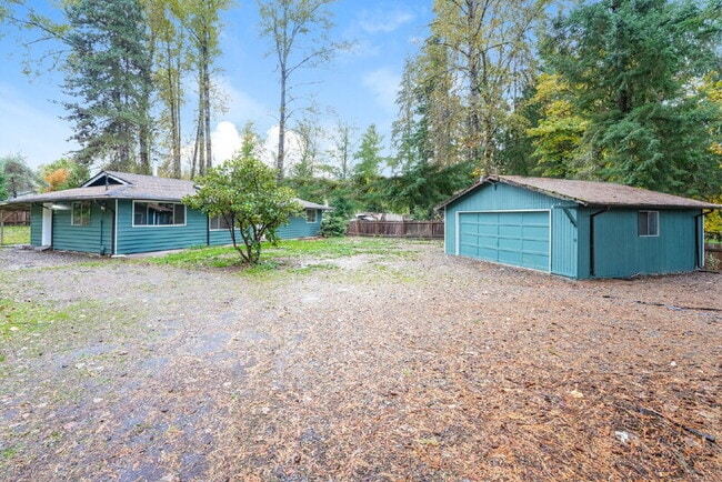 Building Photo - 6825 180th St SE