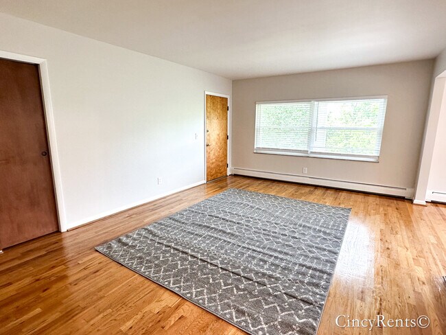 Foto del edificio - 1242 Isis Ave