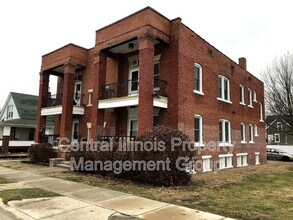 Building Photo - 611 W Jefferson St