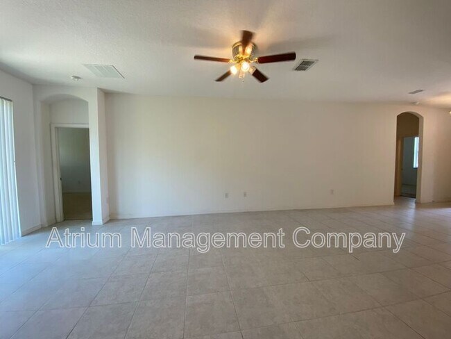 Foto del edificio - 769 Star Magnolia Dr