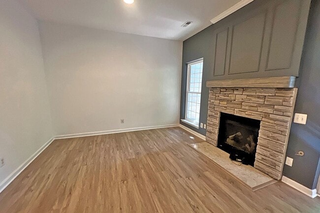 Building Photo - 1191 Cypress Tree Pl