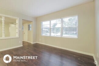 Building Photo - 1609 Pinewood Dr