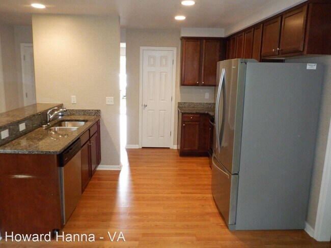 Foto del edificio - 4 br, 2.5 bath House - 7501 Ruthven Road