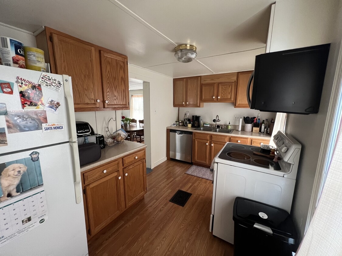 Foto principal - 107 S Harrison Rd