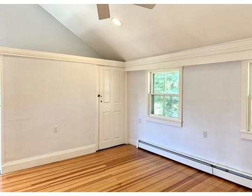 Building Photo - 17 Hardy St