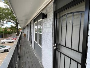 Building Photo - 4455 Macon Rd