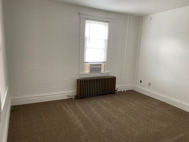 Foto del edificio - 317 3rd St