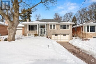 Building Photo - 33 Sumner Heights Dr