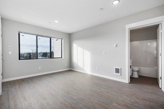 Building Photo - 8854 Delridge Wy SW