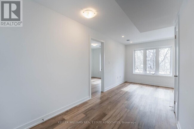 Photo du bâtiment - 4263-4263 Fourth Ave