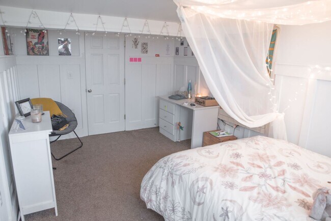 Foto del edificio - 1905 W Jackson St