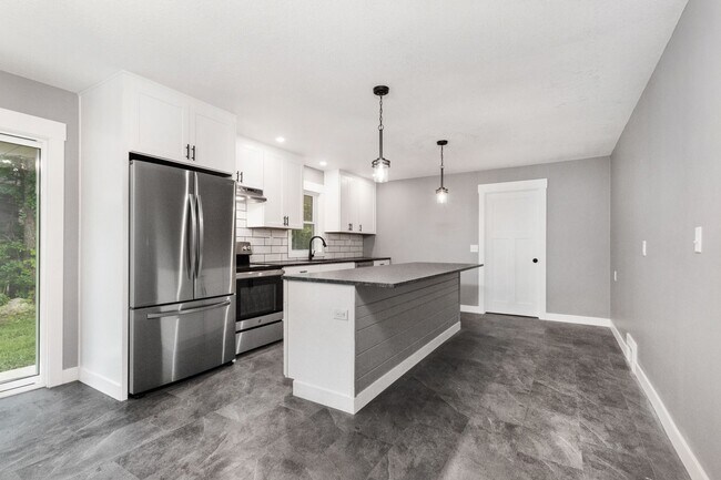 Foto del edificio - 1801 Elaine Dr