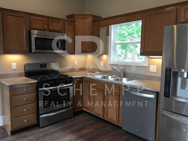 Foto del edificio - 631 E Chestnut St