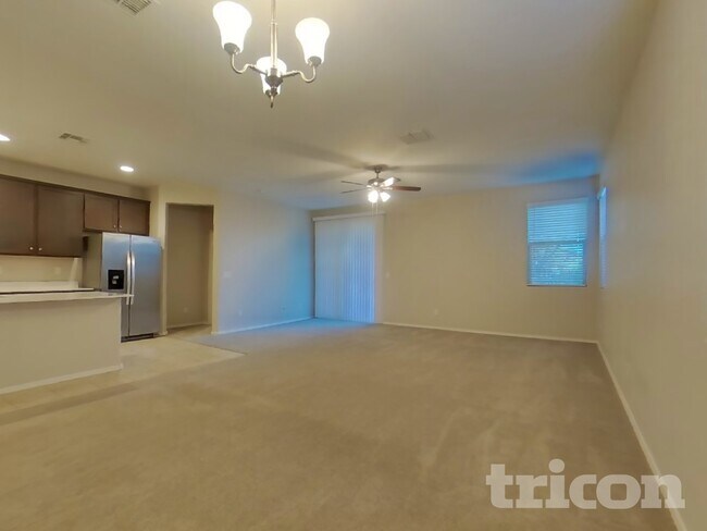 Foto del edificio - 17762 Via Luna Dr