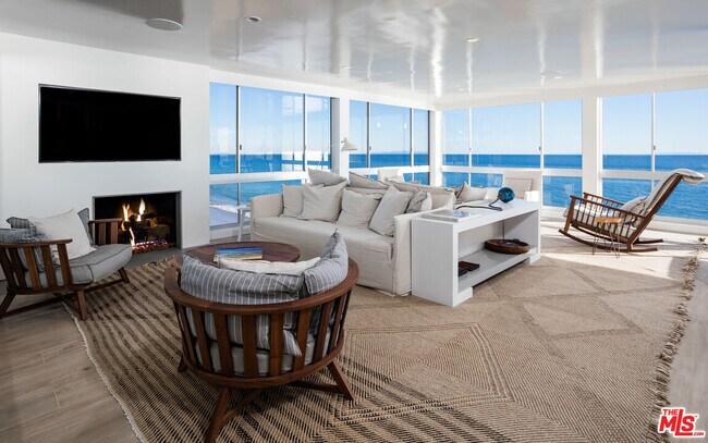 Foto del edificio - 22548 Pacific Coast Hwy