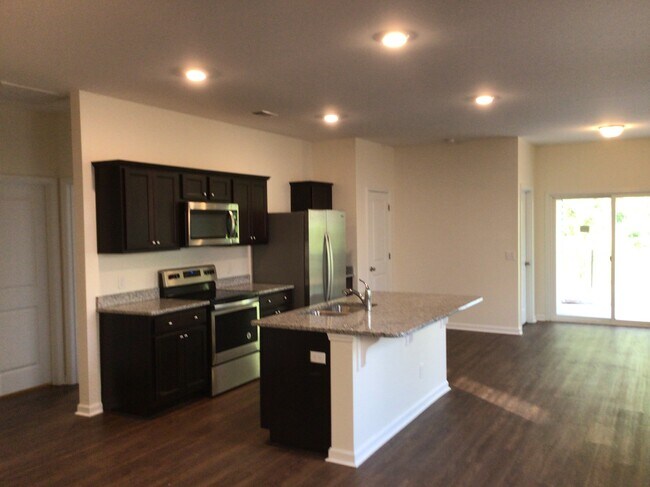 Foto del edificio - 128 Orion Way