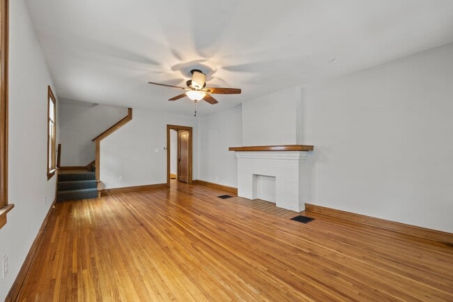 Building Photo - 291-293 Olentangy Street