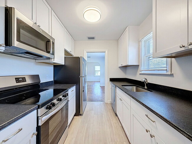 Foto del edificio - 3800 Dartmouth Ave N