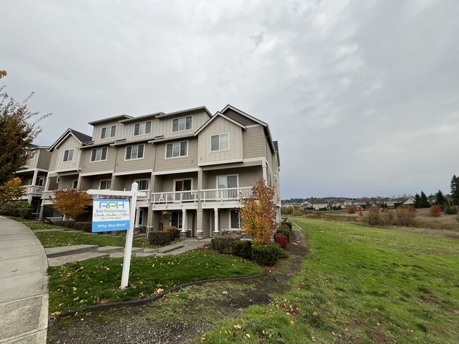 Building Photo - Modern 3-Bedroom End-Unit Townhome with 2 Balconies, Granite Kitchen & Oversized Tandem Garage!
