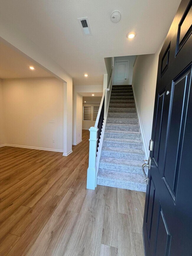 Building Photo - 1315 Red Tail Pl