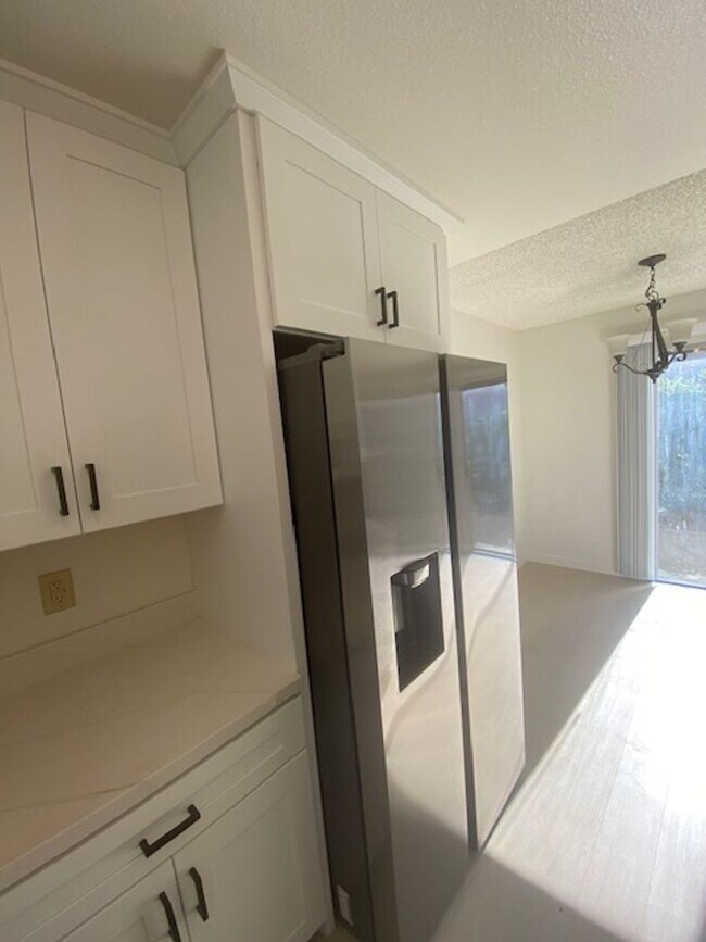 Foto del edificio - 1118 Woodridge Dr