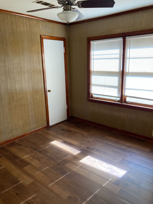 Building Photo - 4 Success Realty is now offering this Spac...