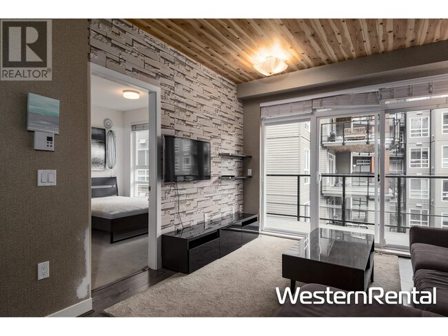 Photo du bâtiment - 6033-6033 Gray Ave