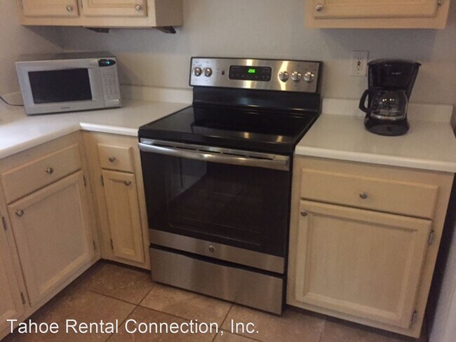 Building Photo - 2 br, 3 bath House - 3364 Pine Hill Rd