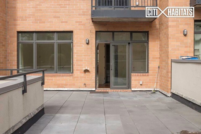 Building Photo - 86 S 1st St