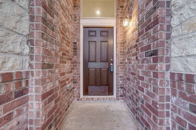 Building Photo - 28519 Willow Orchard Ln