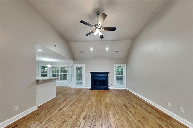 Building Photo - 2239 Cluster Ln