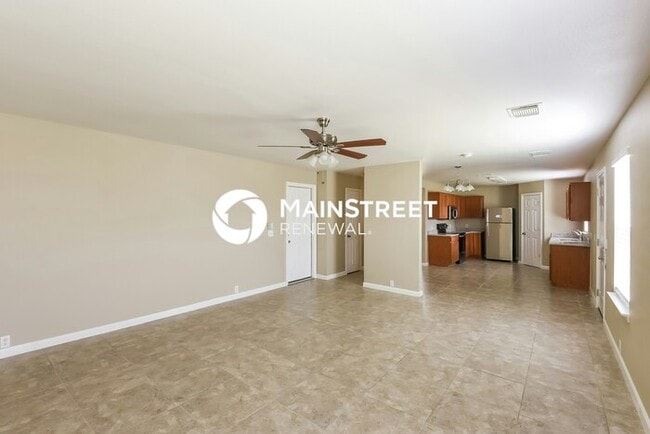 Building Photo - 4 Bedroom Pet-Friendly Home in Schertz, TX with Main Street Renewal