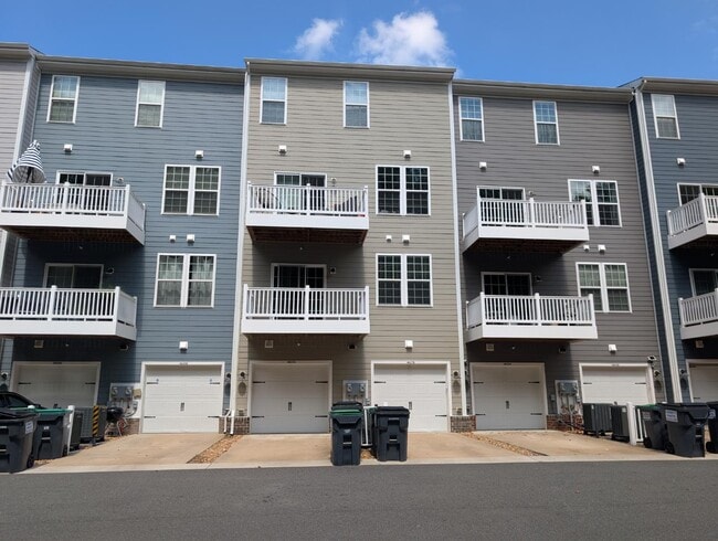 Building Photo - 4627 Wistar Creek Dr