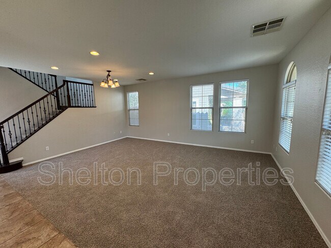 Foto del edificio - 21060 W Elm Way Ct