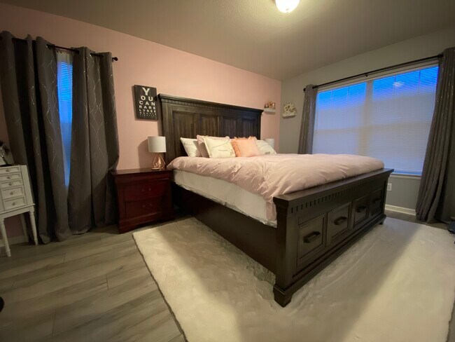 Foto del edificio - 1535 Monterey Rd