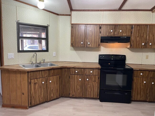 Foto del edificio - 2 BED, 2 BATH MOBILE HOME