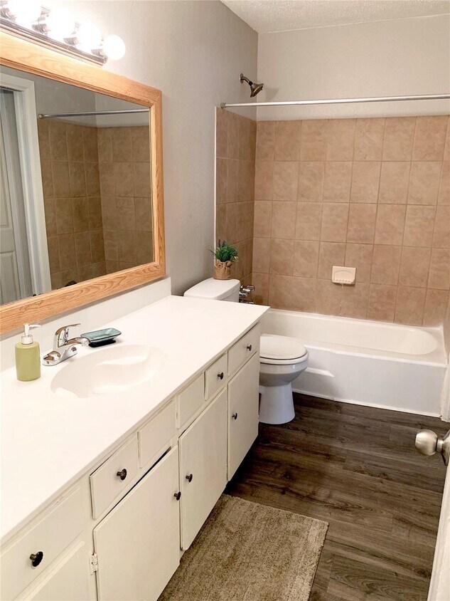 Foto del edificio - 8281 Kingsbrook Rd