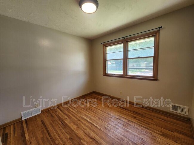 Foto del edificio - 3910 N 12th St