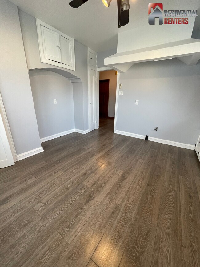 Foto del edificio - 1027 W Morgan Ave