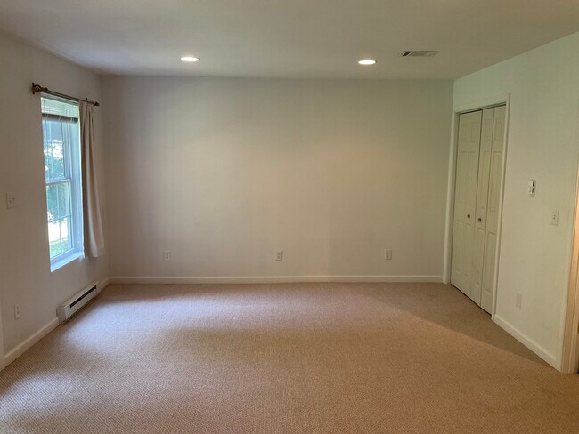 Foto del edificio - 1437 Glenside Grn