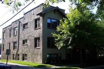 Building Photo - 205 Michigan