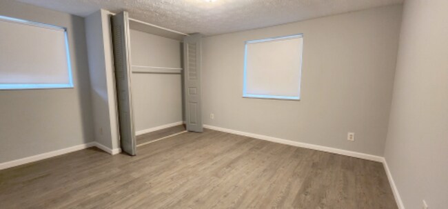Foto del edificio - 4712 Willow Mist Dr