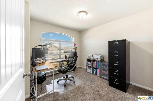 Foto del edificio - 3414 Aubree Katherine Dr