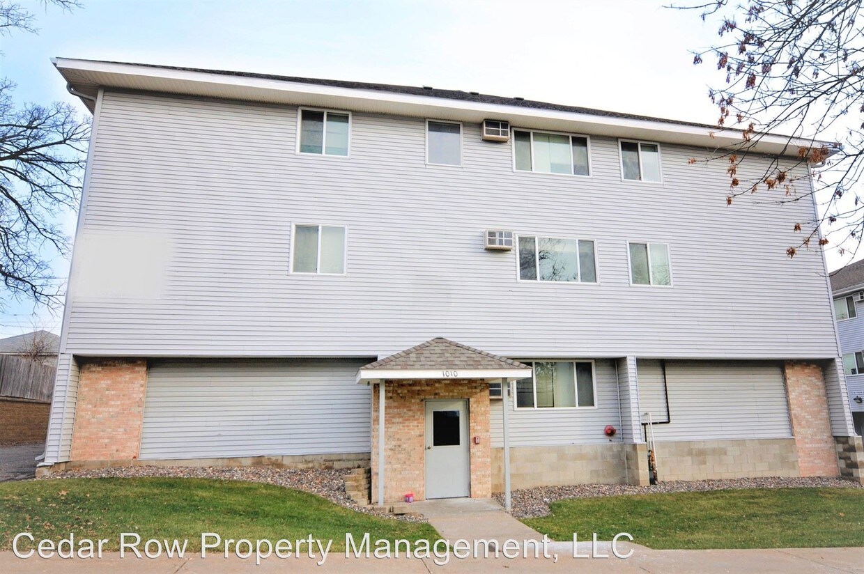 Primary Photo - 1010 6th Ave S