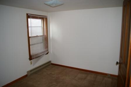 Building Photo - 115 S Market St
