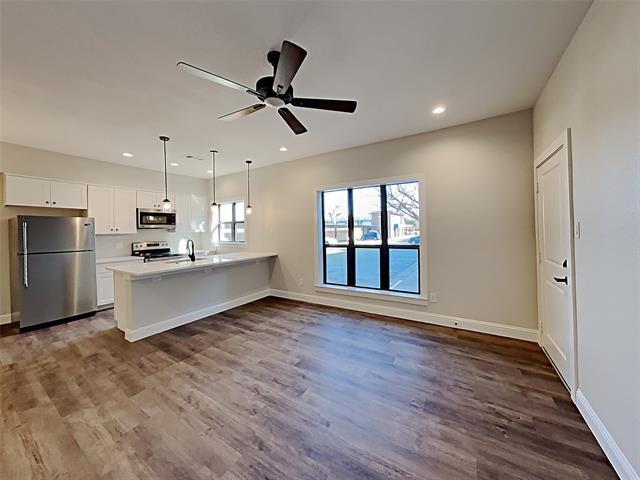 Building Photo - 10738 Park Village Pl