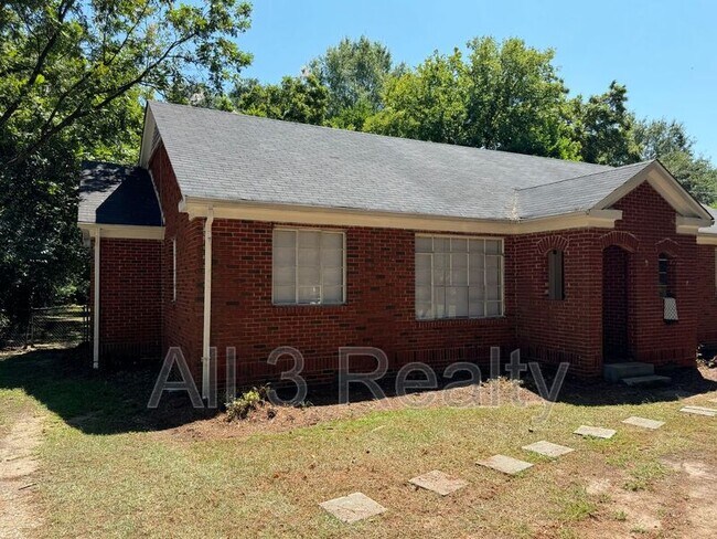 Building Photo - 108 Brantwood Dr