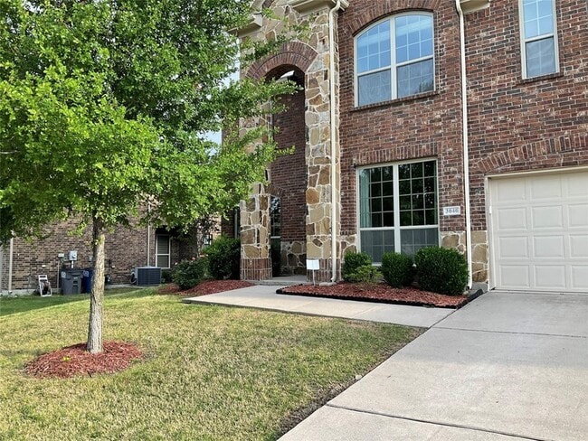 Building Photo - 3040 Seabrook Dr