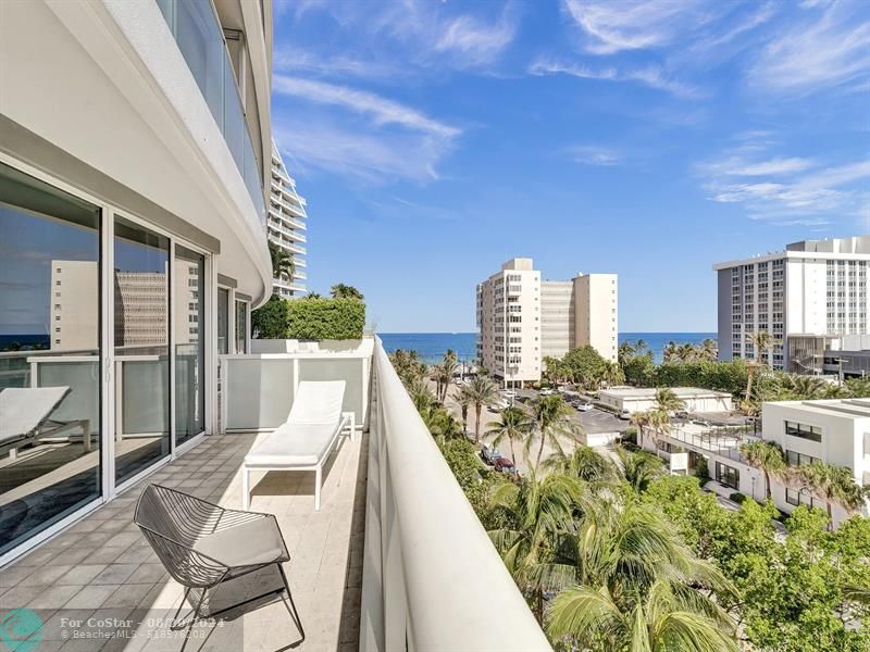 Primary Photo - 3101 Bayshore Dr
