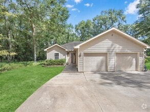 Building Photo - 19666 Village Forest Dr